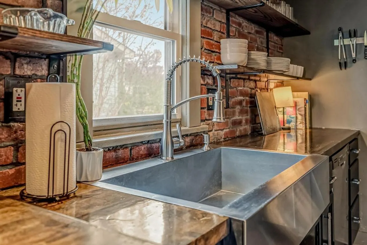 Holiday home Historic Cleveland Park Cottage Nashville United States