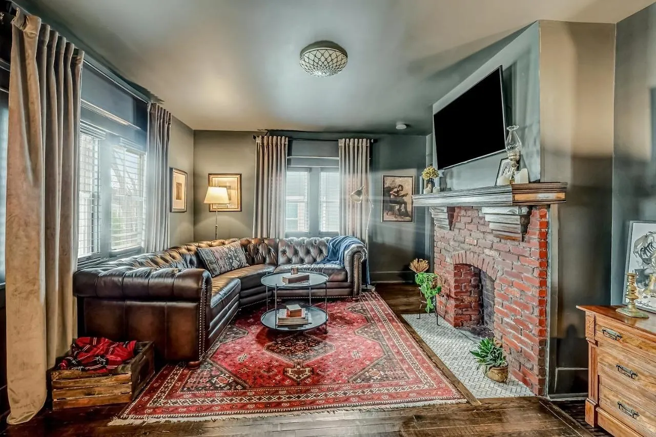 Historic Cleveland Park Cottage Nashville